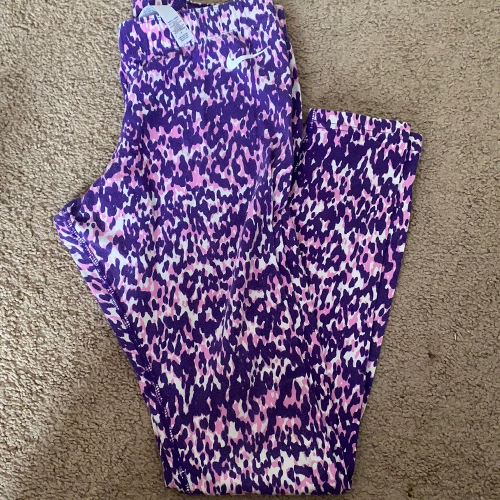 Purple Nike leggings